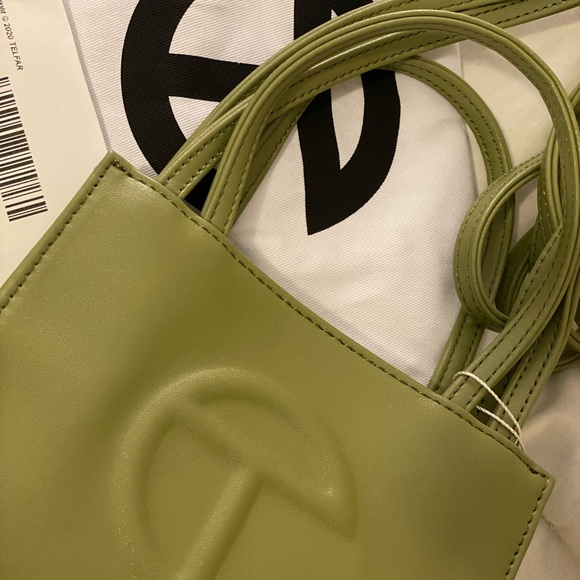 Mini 🥝 Brand new in packaging (never worn) perfect condition - Picture 2 of 4